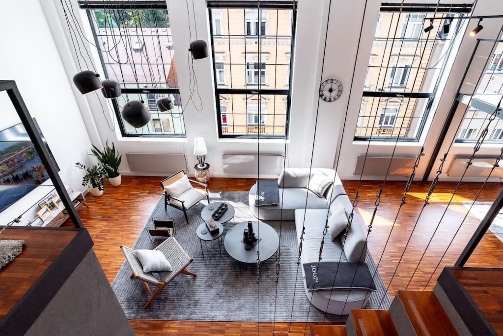 The Factory Loft Prague Praga Exterior foto